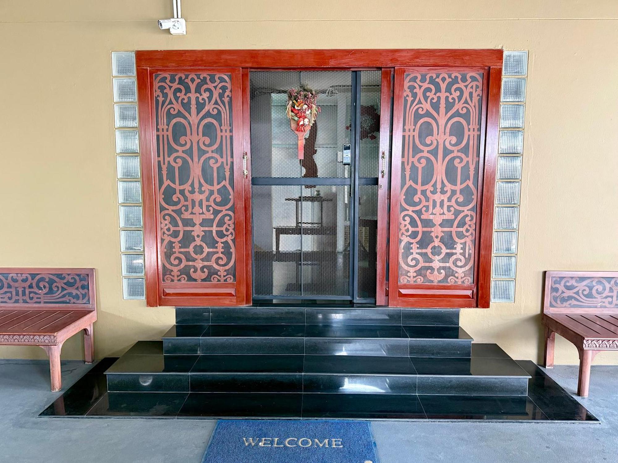 Samsen Suites Spacious 2Br Contemporary Thai Style Bangkok Kültér fotó