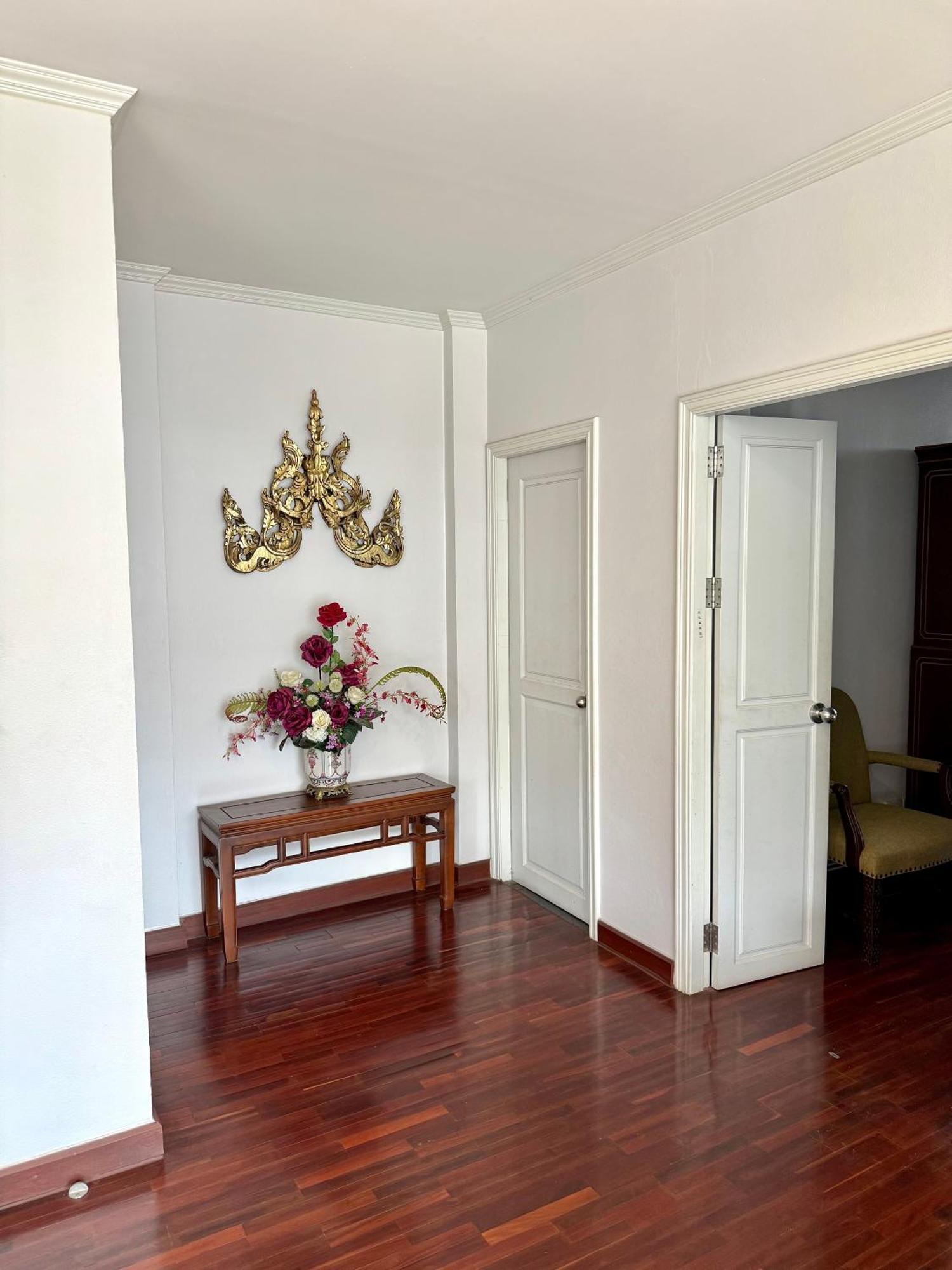 Samsen Suites Spacious 2Br Contemporary Thai Style Bangkok Kültér fotó