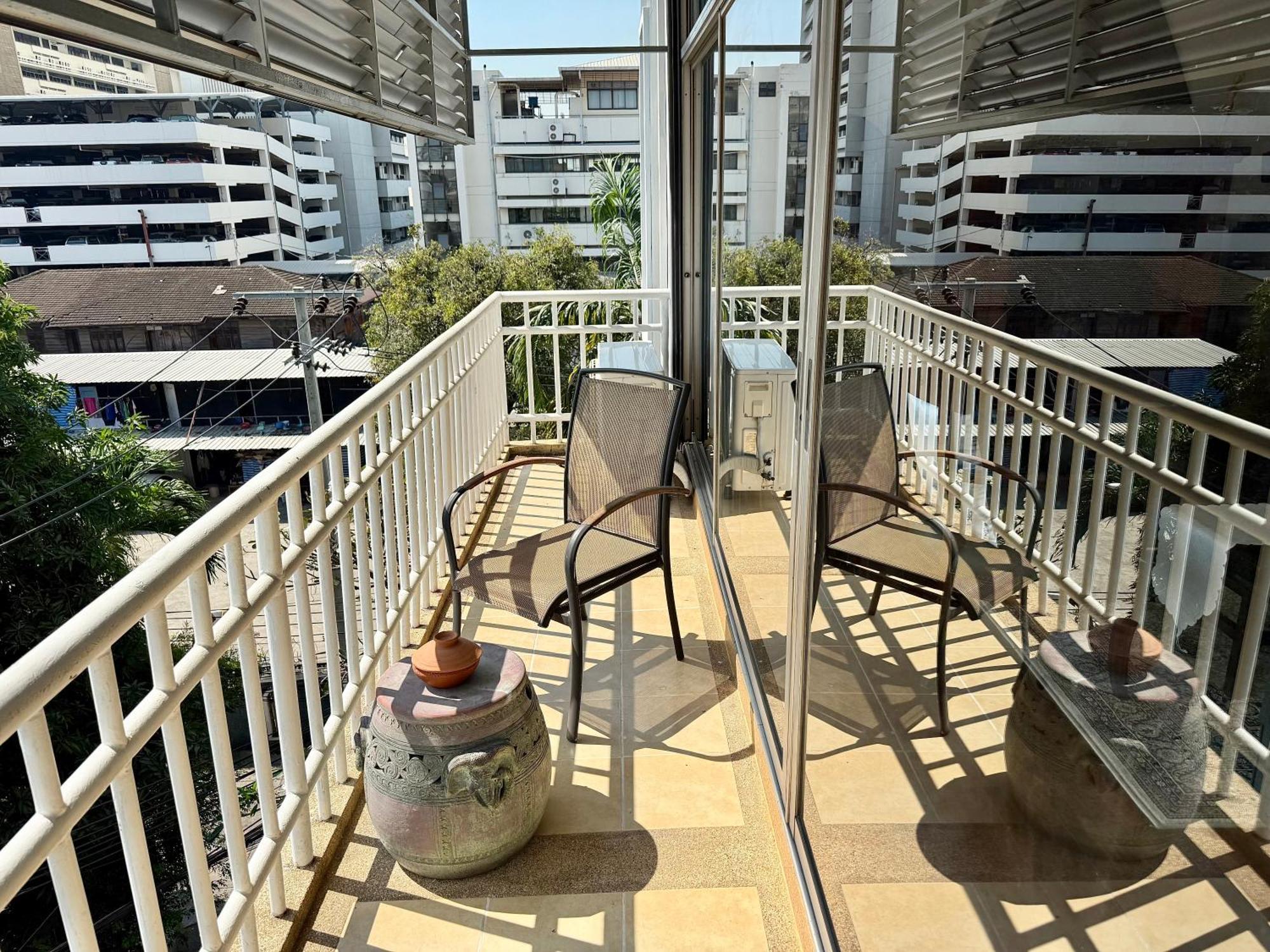 Samsen Suites Spacious 2Br Contemporary Thai Style Bangkok Kültér fotó