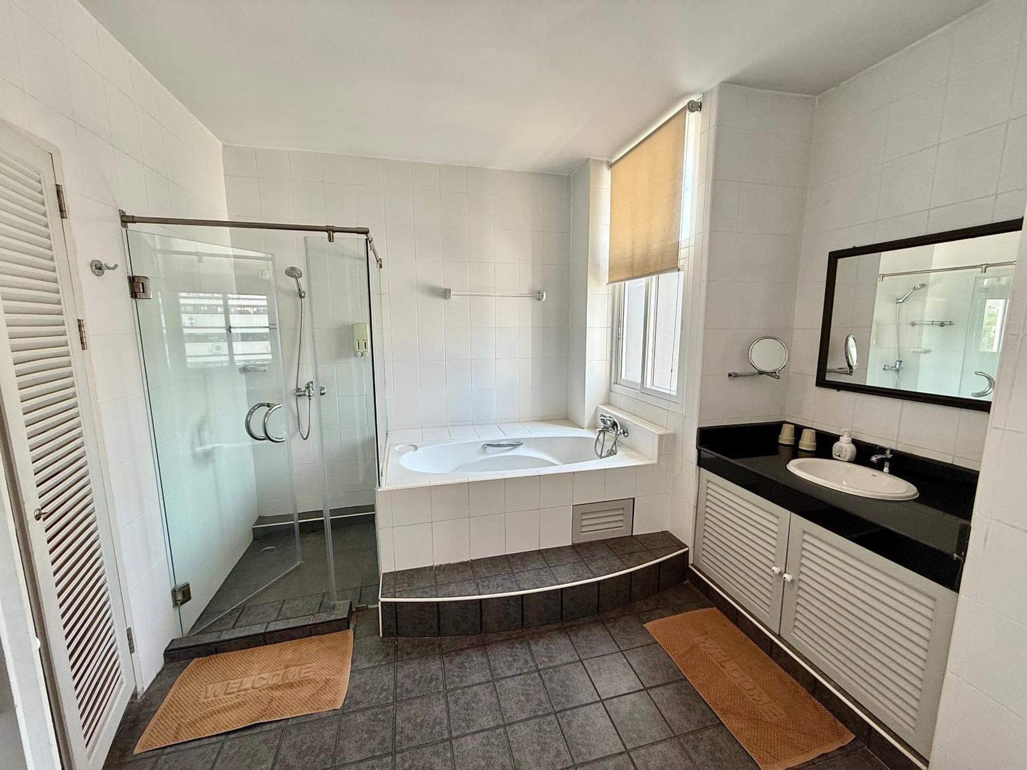 Samsen Suites Spacious 2Br Contemporary Thai Style Bangkok Kültér fotó